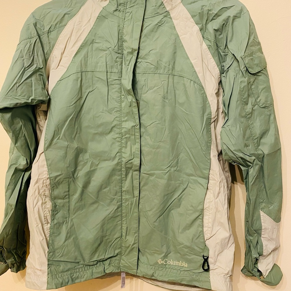 Columbia Women’s Jacket Size S Mint Omni-Tech Windbreaker Hooded Coat Athletic